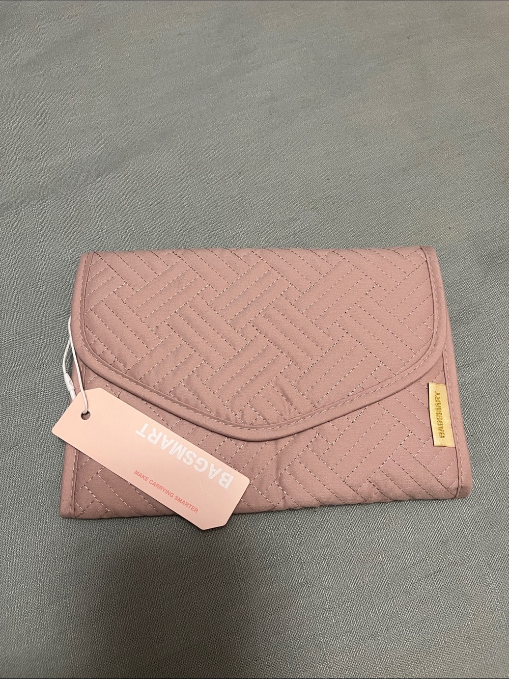 BaggSmart Pink Quilted Women's Makeup Bag